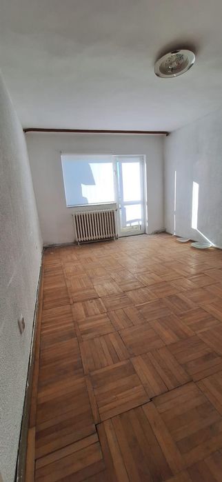 Vând apartament 3 camere, 73,52 mp, Fălticeni, centru