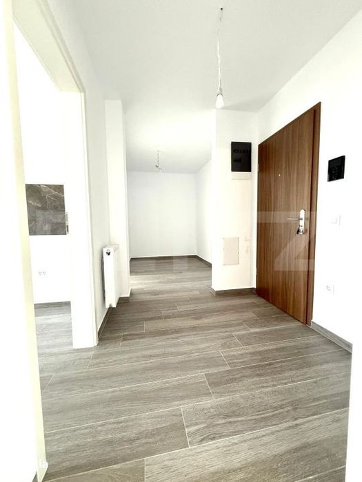 Apartament cu 2 camere decomandat, etaj 10/10 - Tractorul
