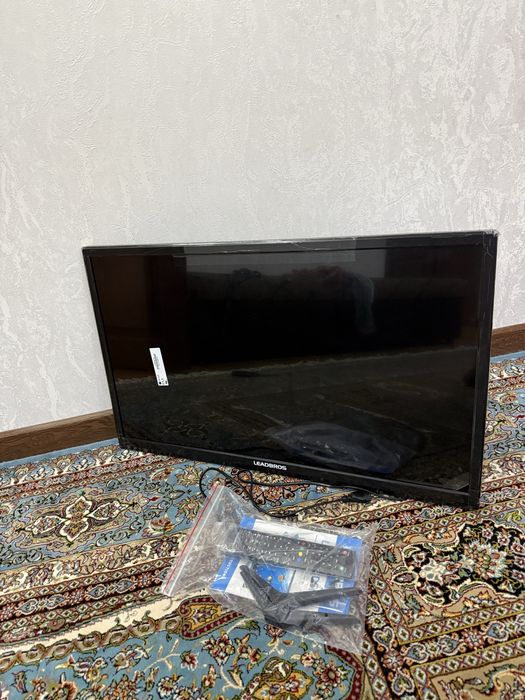 Телевизор leadbros 81см новый