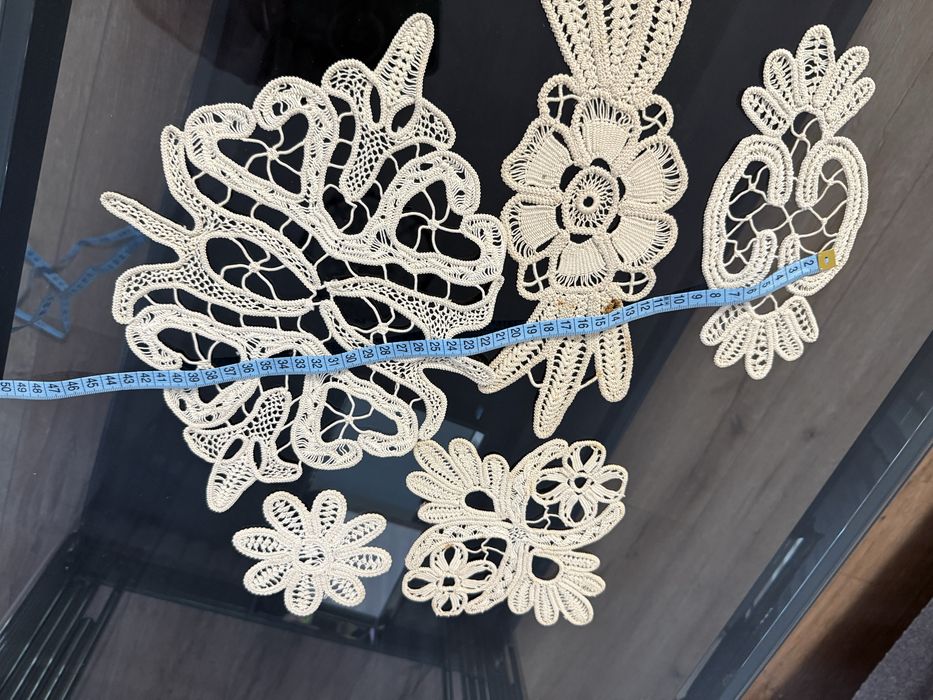 Vand  fete masa si mileuri macrame