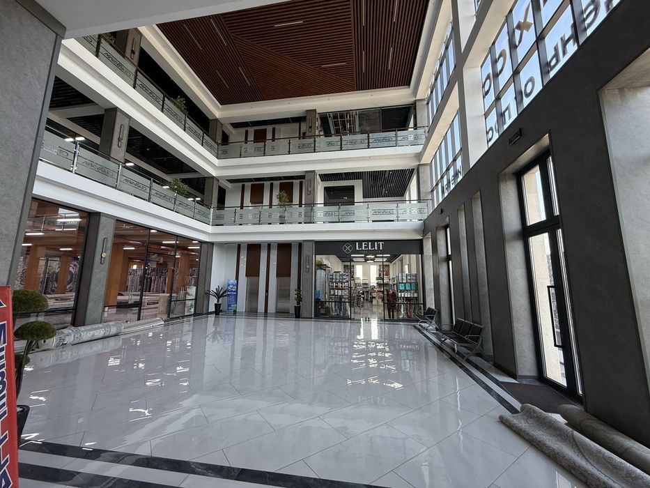 “Marvarid” бизнес марказидан замонавий офис…..