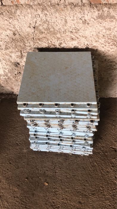 PVC modulare/dale  30×30 cm – 300 bucăți