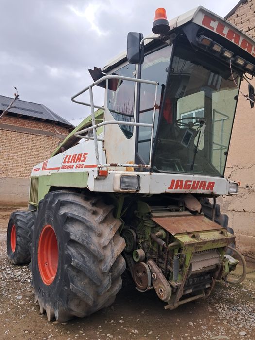 Комбайн клас ягуар