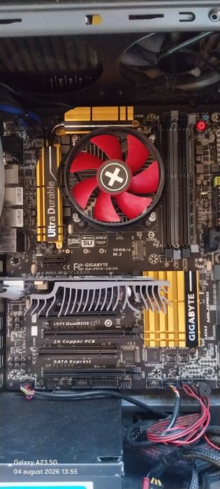 Placă de baza gigabyte