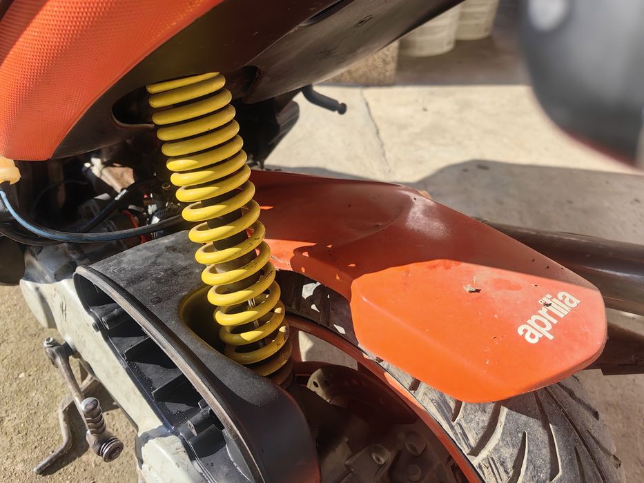 На ЧАСТИ Aprilia SR50
