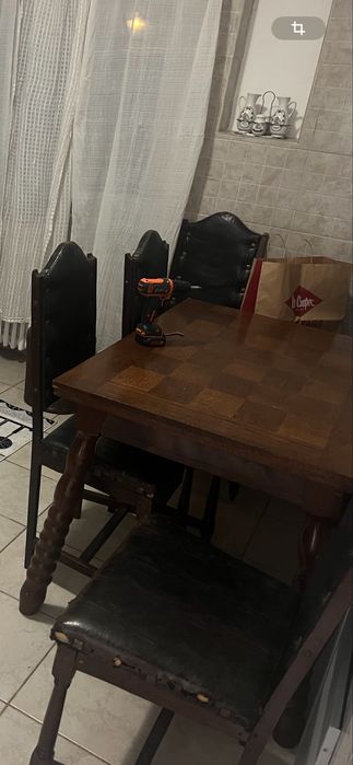 Masa + scaune lemn masiv