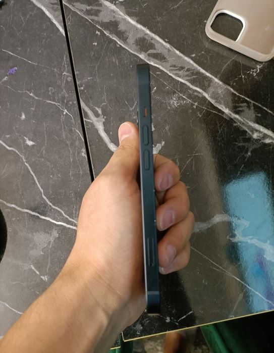 Iphone 13 sotiladi
