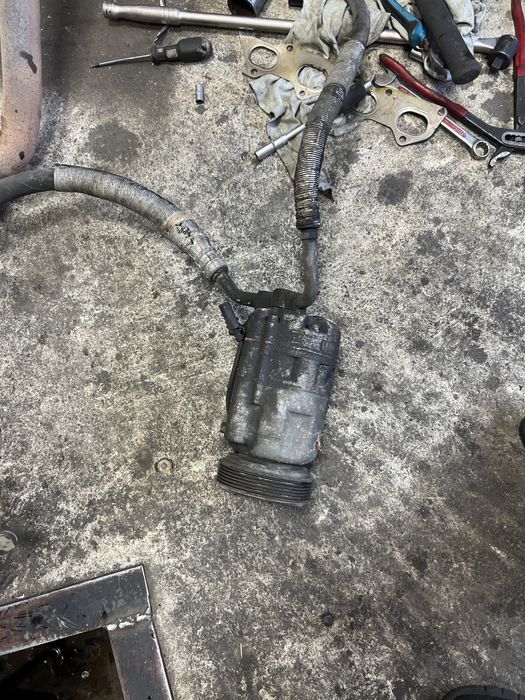 Compresor ac vw golf 4 in stare buna