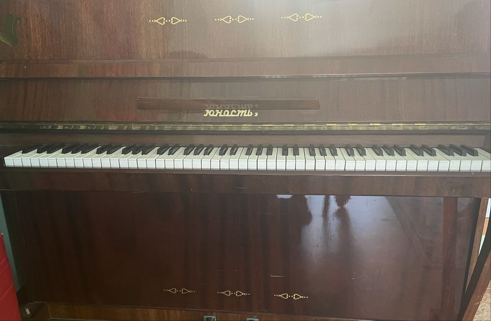 Советское пианино. Продам недорого. Будет уступка
