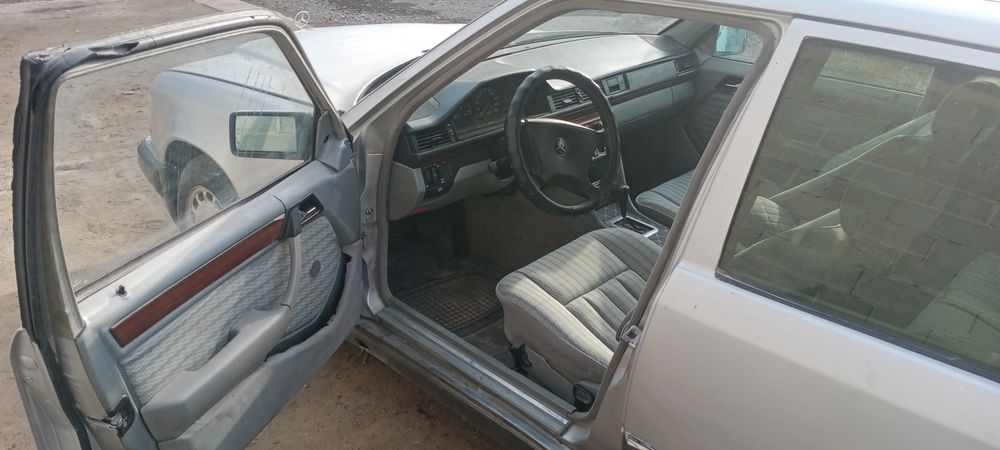 Мерседес Е200 сатылады срочно