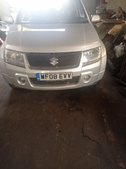 Suzuki Grand Vitara 2.0 140 kc