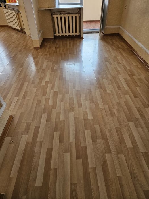 Б/у ламинат, около 100кв.м