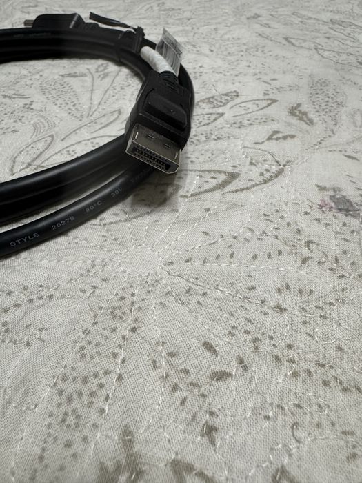 Цифровой кабель Displayport 1.4