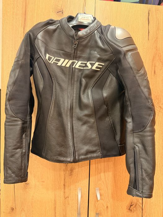 Дамско Кожено яке Dainese