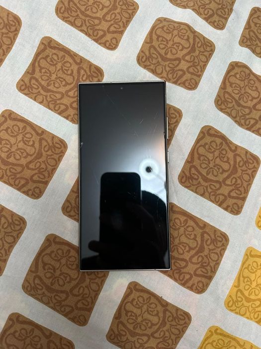 Samsung S24Ulta 12/256