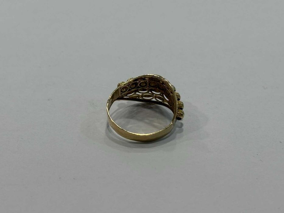 Дамски златен пръстен 14К – 2,38г