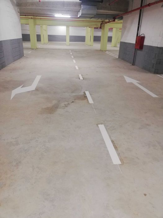 Дава се под наем Гараж / Паркомясто в Варна, Левски - 13 кв.м за 127.5 € - Снимка #1