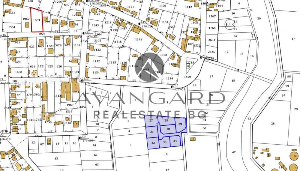 оф.24944 8 бр. УПИ на асфалтов път / Труд