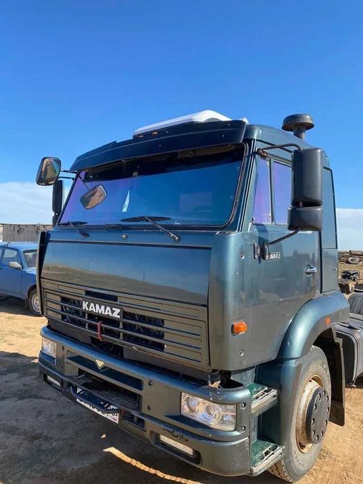 Козырек солнцезащитный на КАМАЗ, есть разные варианты, НОВЫЕ