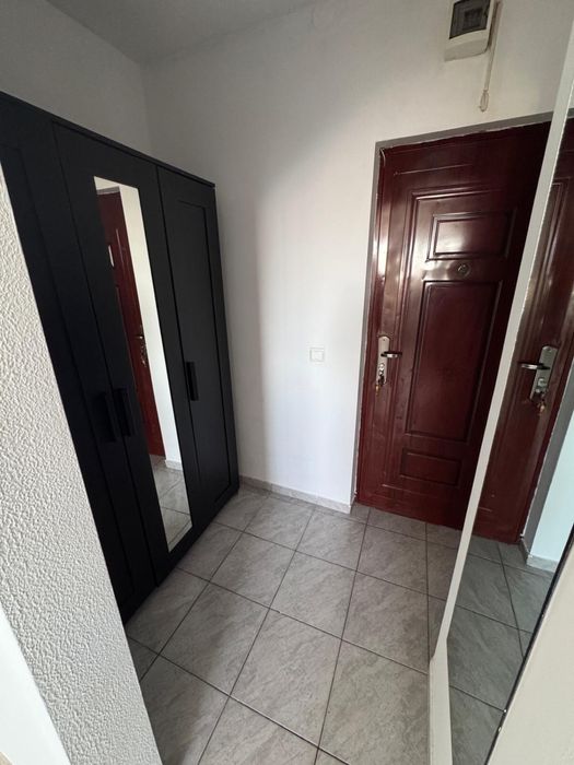 Garsoniera de inchiriat