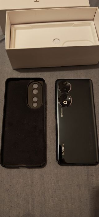 Vand Honor 90 impecabil