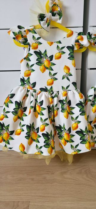 Детска рокля лимони, жълта