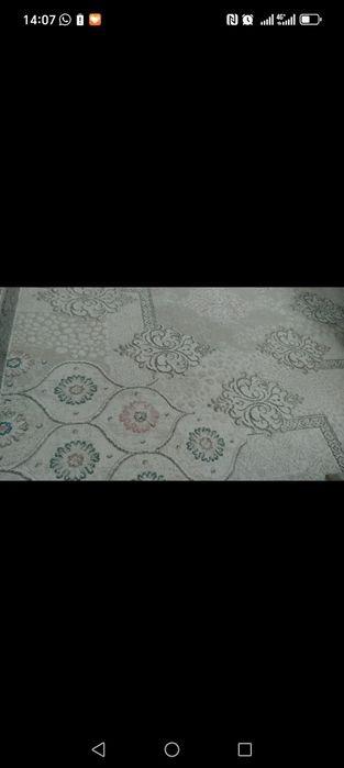 Продам  ковёр  в  б/у  в хорошем  состояниии