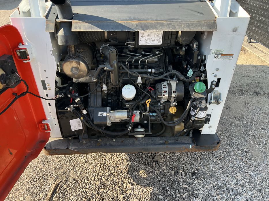 Bobcat S570. Мини Челен товарач Бобкат нов внос от Америка