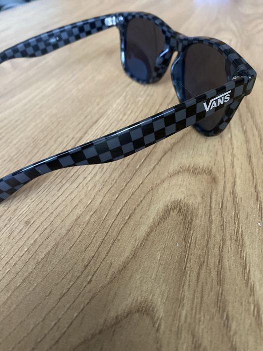 Слънчеви лчила Vans