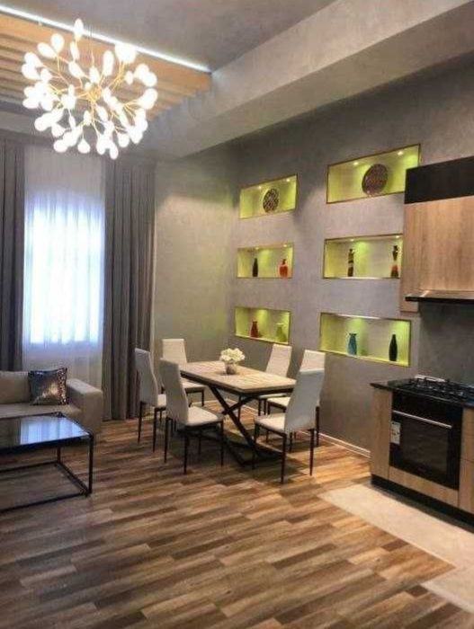 Сдаётся 2х комнатная квартира в центре города