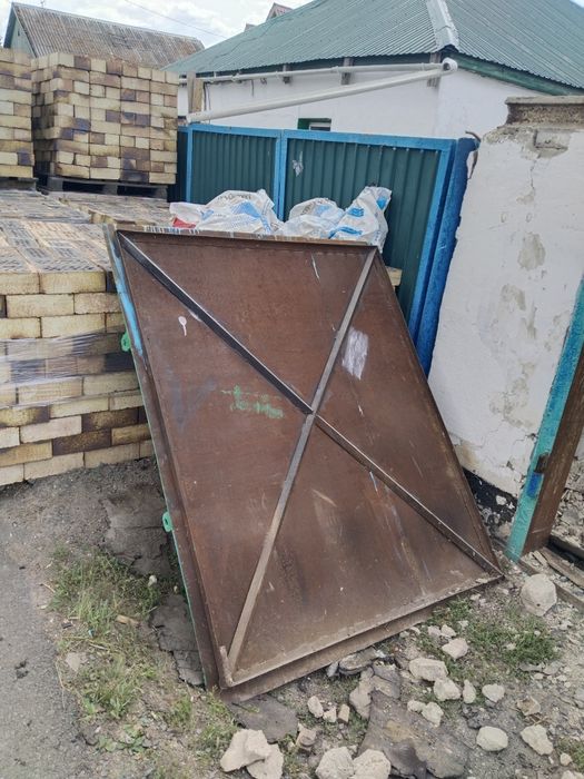 Продаются ворота от гаража