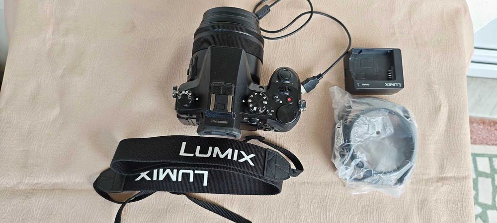 Panasonic LUMIX FZ2000