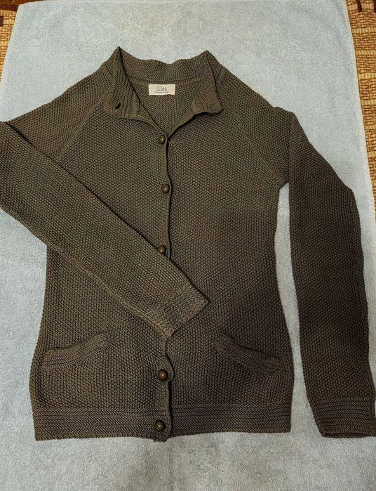 Кофта для девочки 12-13 лет