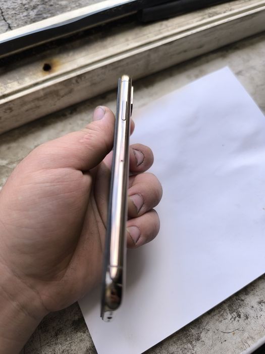 iPhone xs 64 gb 75% срочни