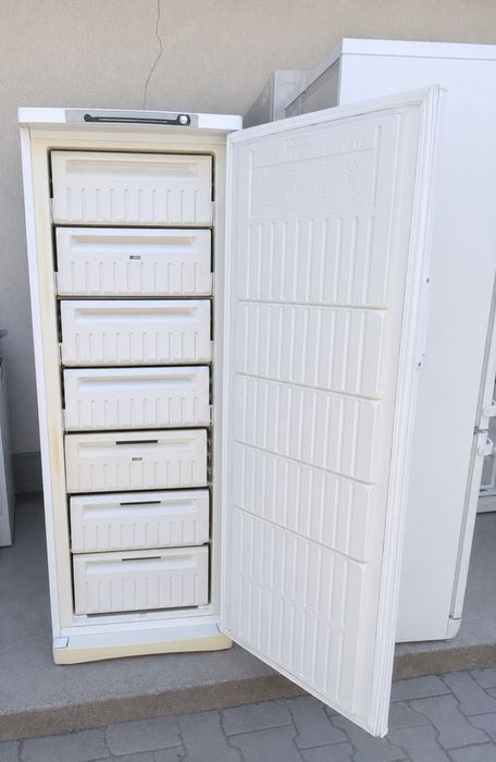 Морозильник indesit