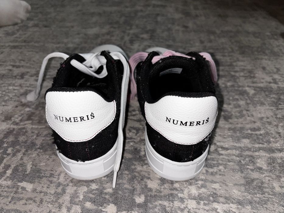Новые кроссовки Numeris унисекс