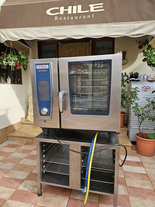 Cuptor profesional  Rational 6 /10 tavi