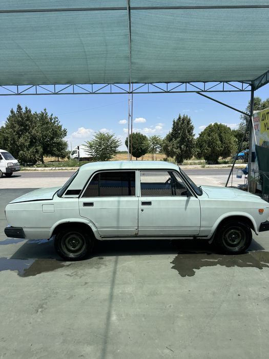 2107 lada 2009 radnoy