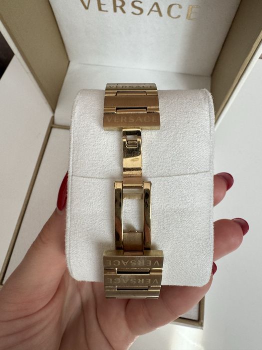 Versace дамски часовник