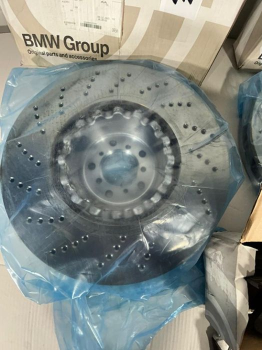 BMW M5 M6 E60 E61 E63 E64 set discuri de frana 2282805 2282806 si set