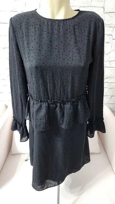 Rochie Envii,cu picatele din catifea,mar XS dar merge mai mult,noua