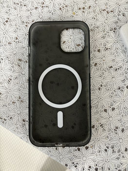 Кълъф за Айфон 15