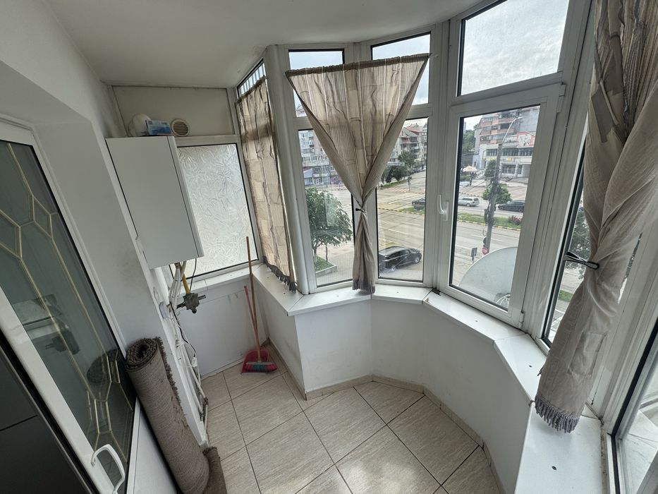 Apartament 2 camere, Calea Națională – Etaj 2, poziție excelentă