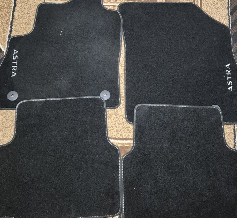 Vand covorase originale dedicate Opel Asta J / K.