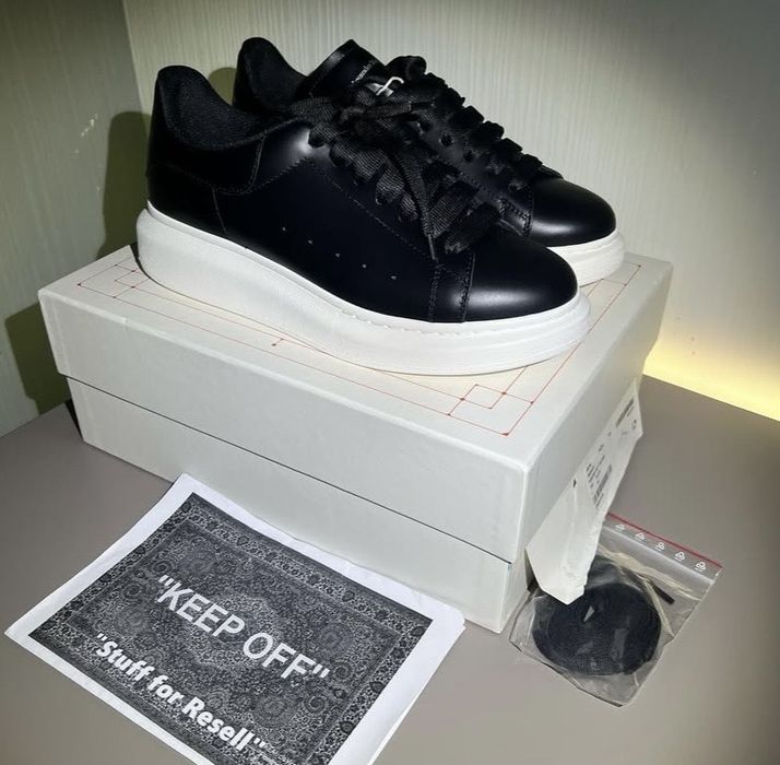 Alexander mcqueen negri alb