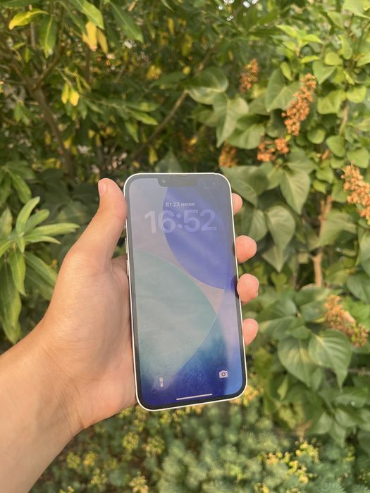 продам iphone 13 128/79%