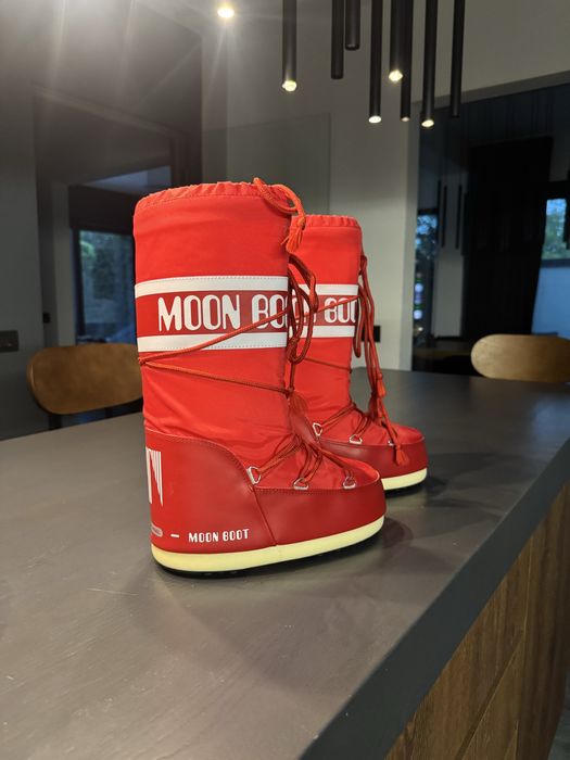 Moon Boots lungi