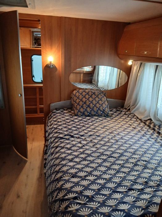 4/5 местна френска каравана Dethleffs Exclusiv 2006г.