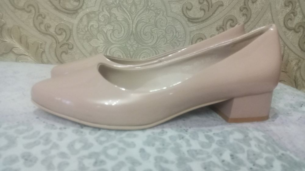 Продам женский обуви