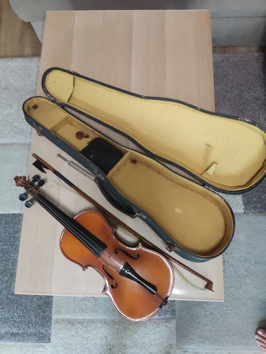 Цигулка Antonius Stradivarius Cremona Кремона